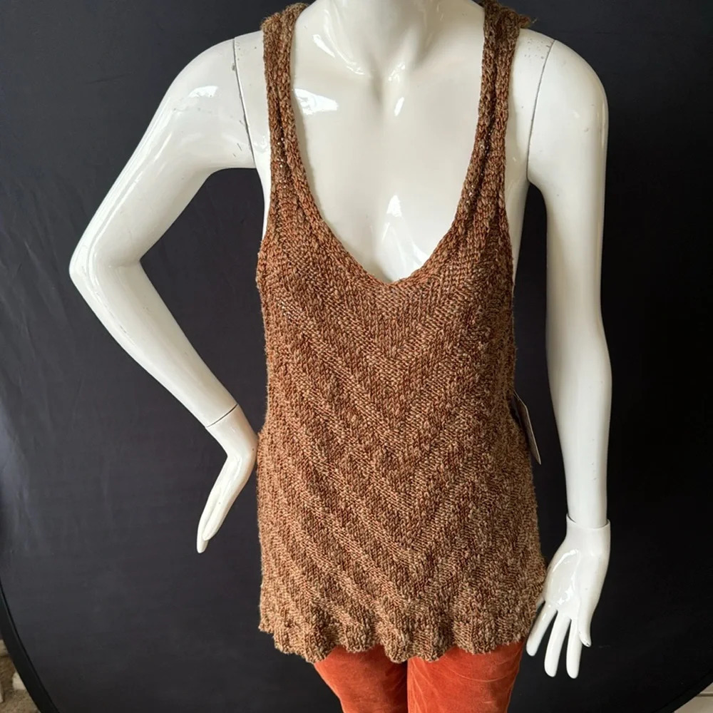 FREE PEOPLE Chevron brown v neck Sweater Tank top NWT size xs open-low sides
